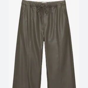 Pull&Bear Khaki Faux Leather Wide Leg Pants M